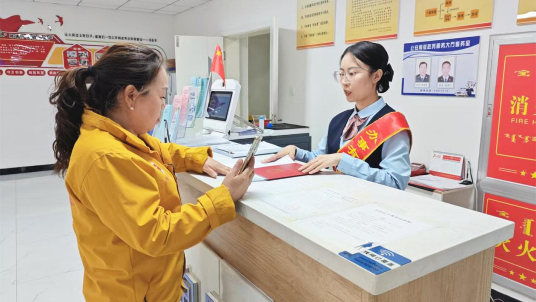 宁城县政数局：多措并举优服务精准惠企促发展